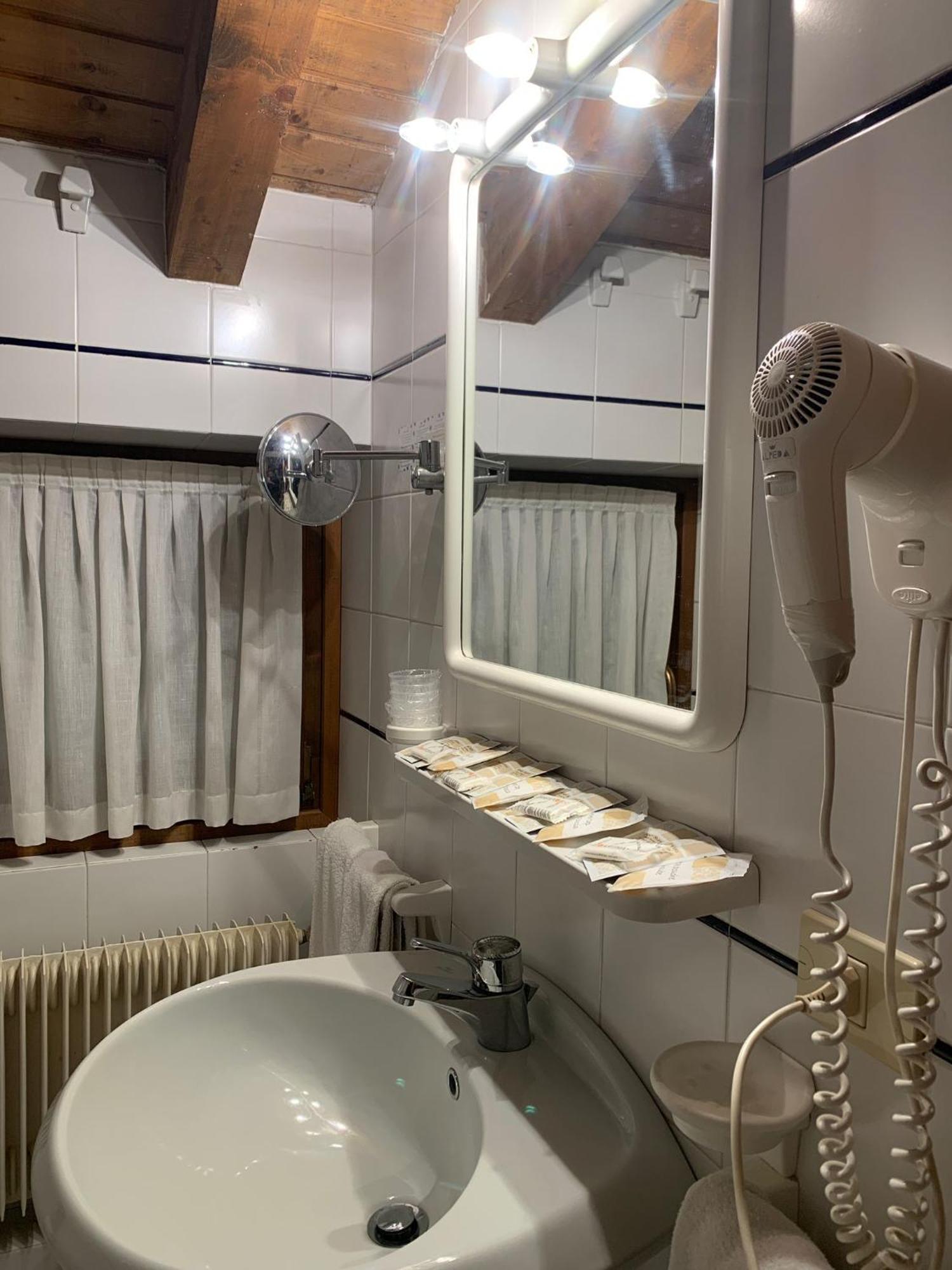 Bed & Breakfast Garni Bonsai Pinzolo