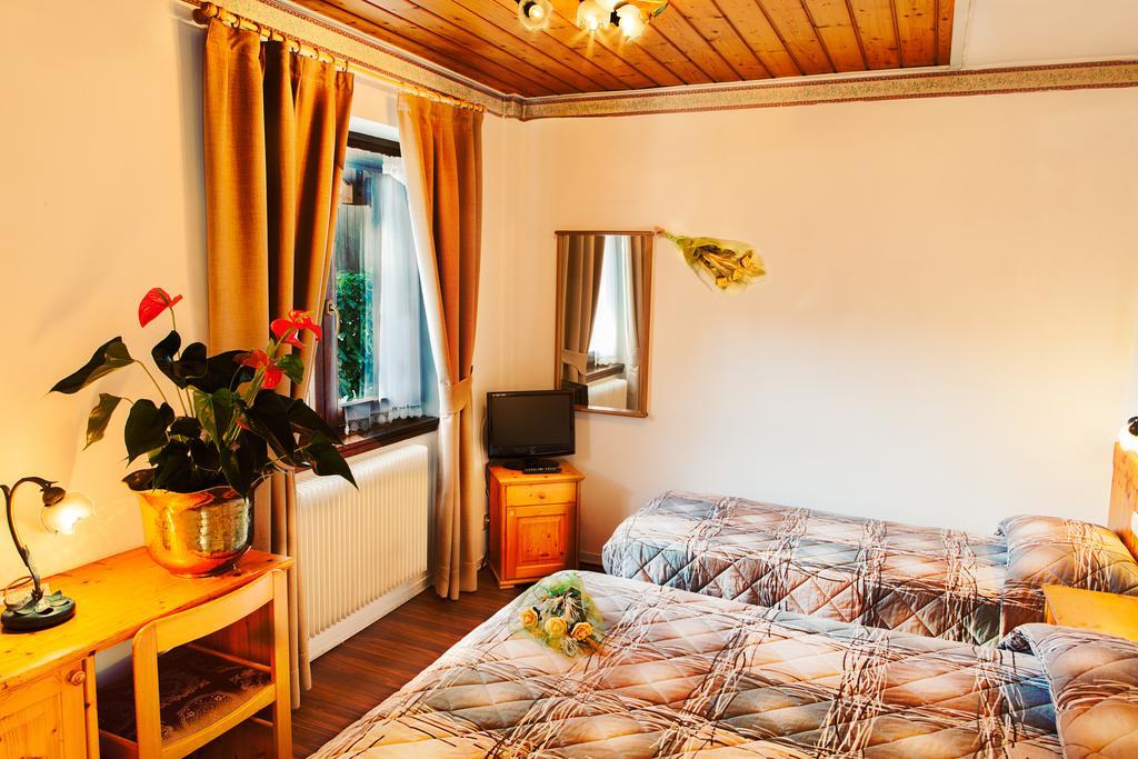 Garni Bonsai Bed & Breakfast 5*