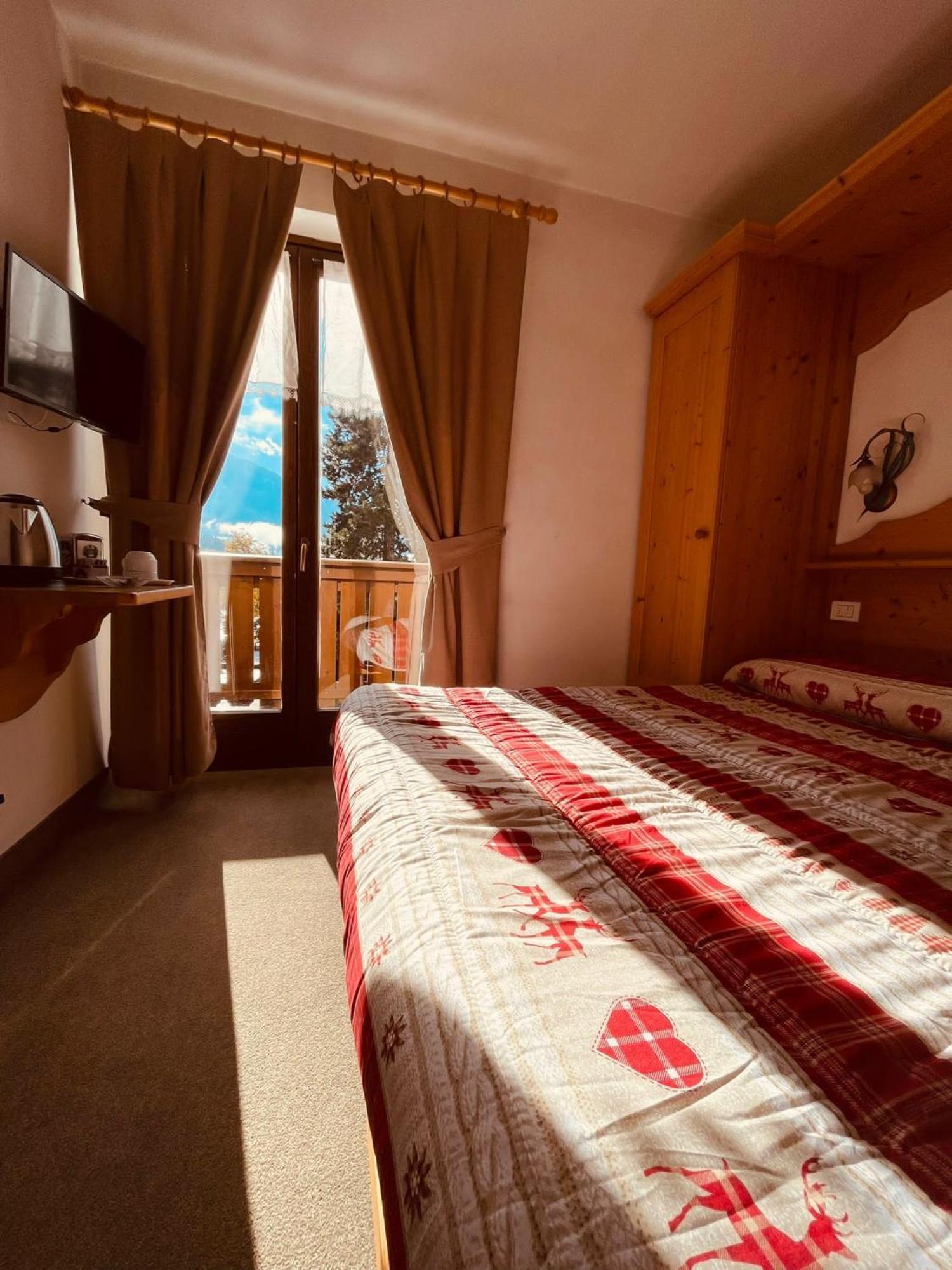 Bed & Breakfast Garni Bonsai Pinzolo