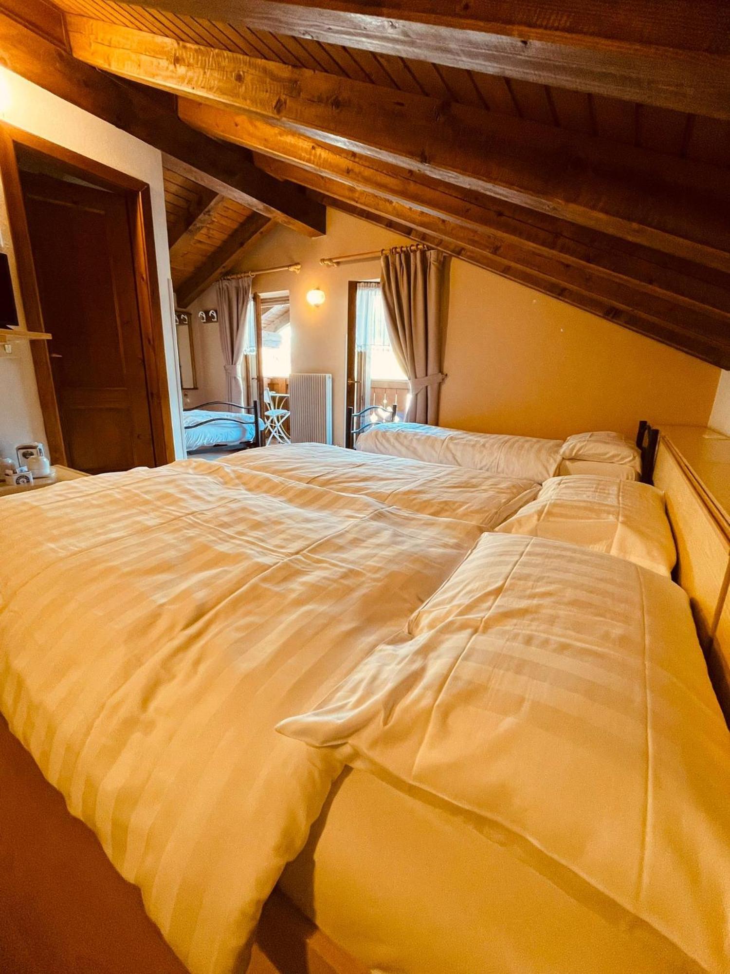 Bed & Breakfast Garni Bonsai Pinzolo