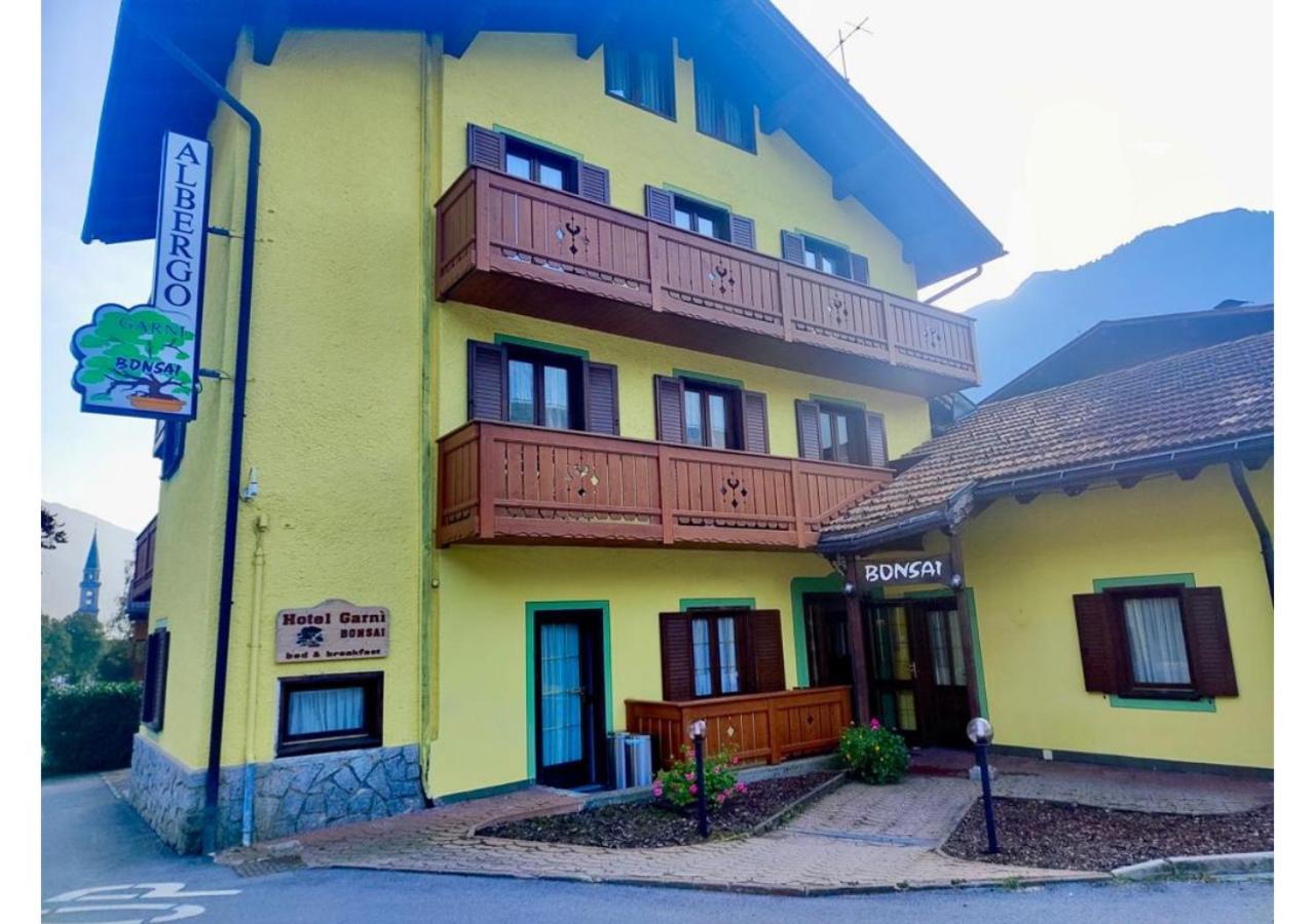 Garni Bonsai Bed & Breakfast